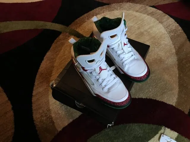 2006 Nike Spizike size12