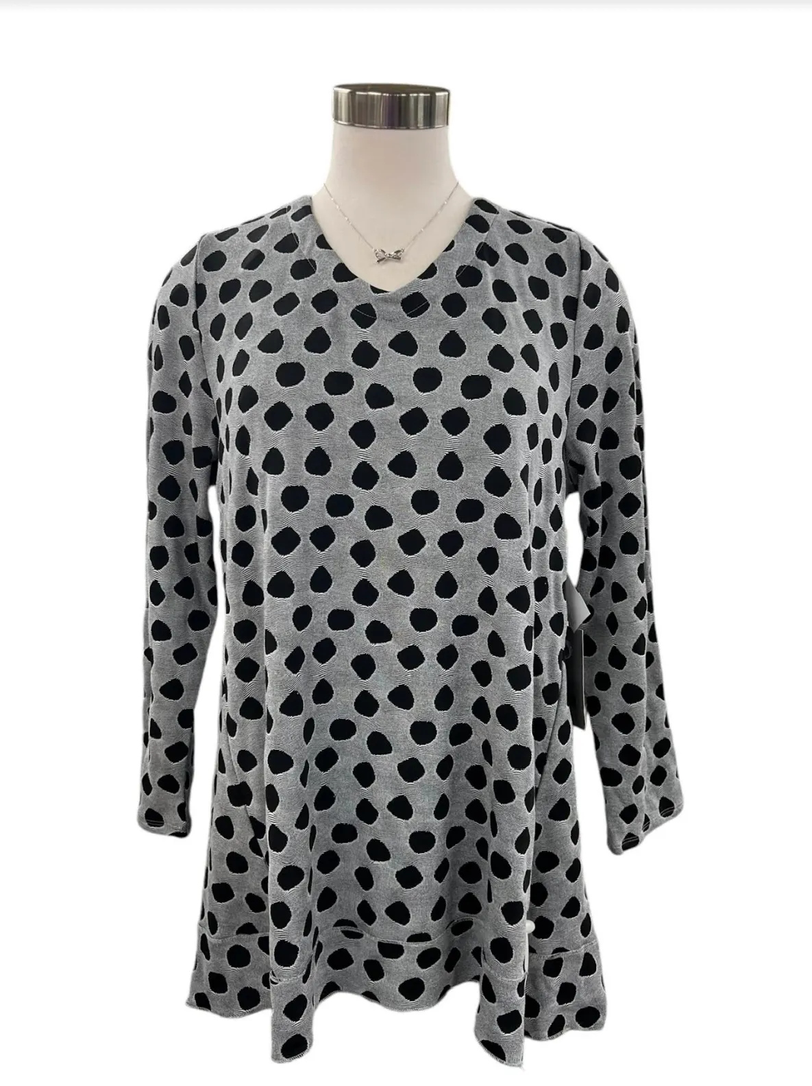 HABITAT TEXTURED DOT PLEAT BACK TUNIC