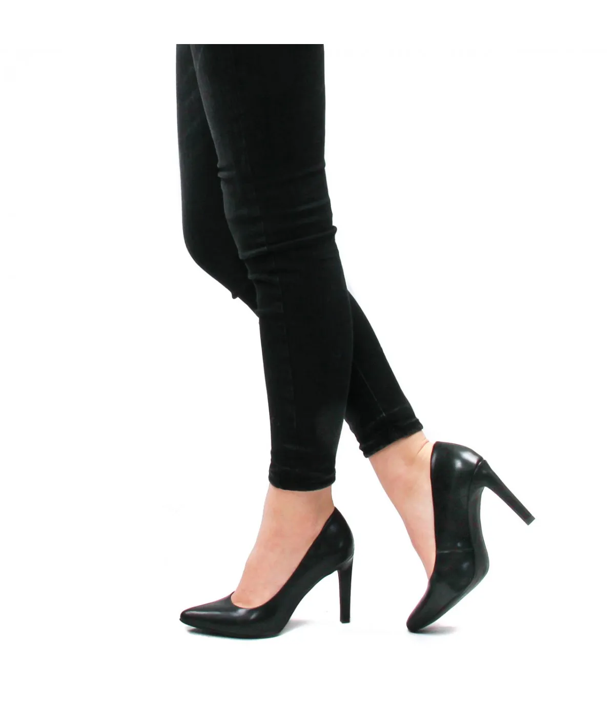 Heeled Shoes in BLack by Marco Tozzi 22415