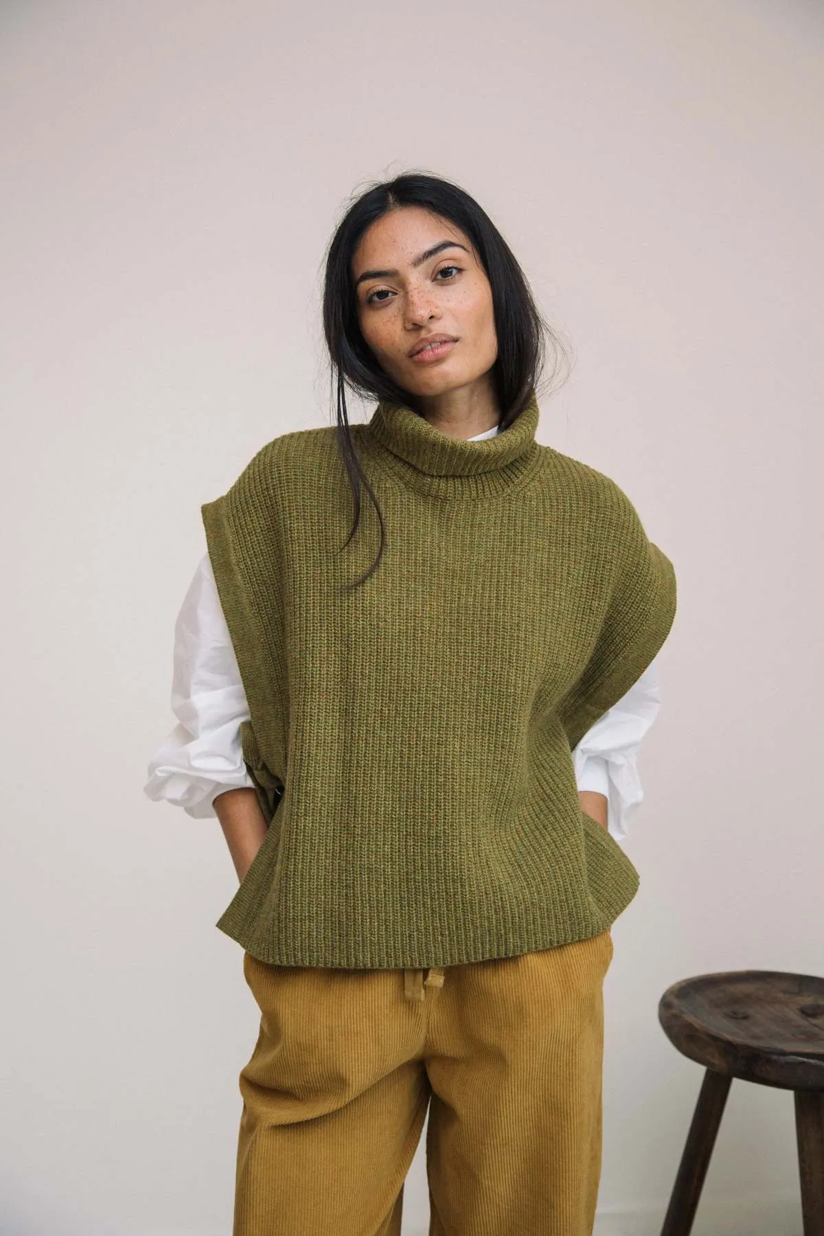 Kanon Recycled Wool Knitted Vest - Olive