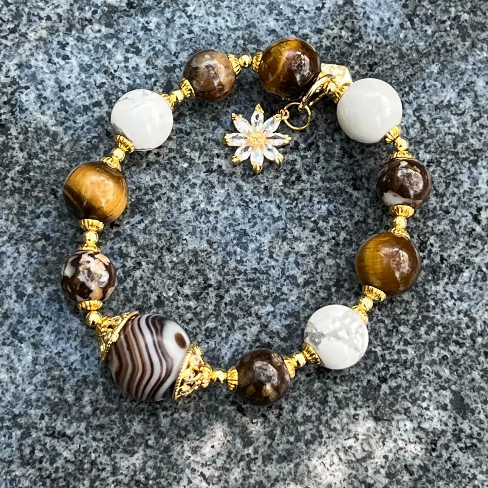 Mountain Treasures Bracelet GHW