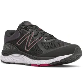 New Balance Mens 840v5 - Black/ Red