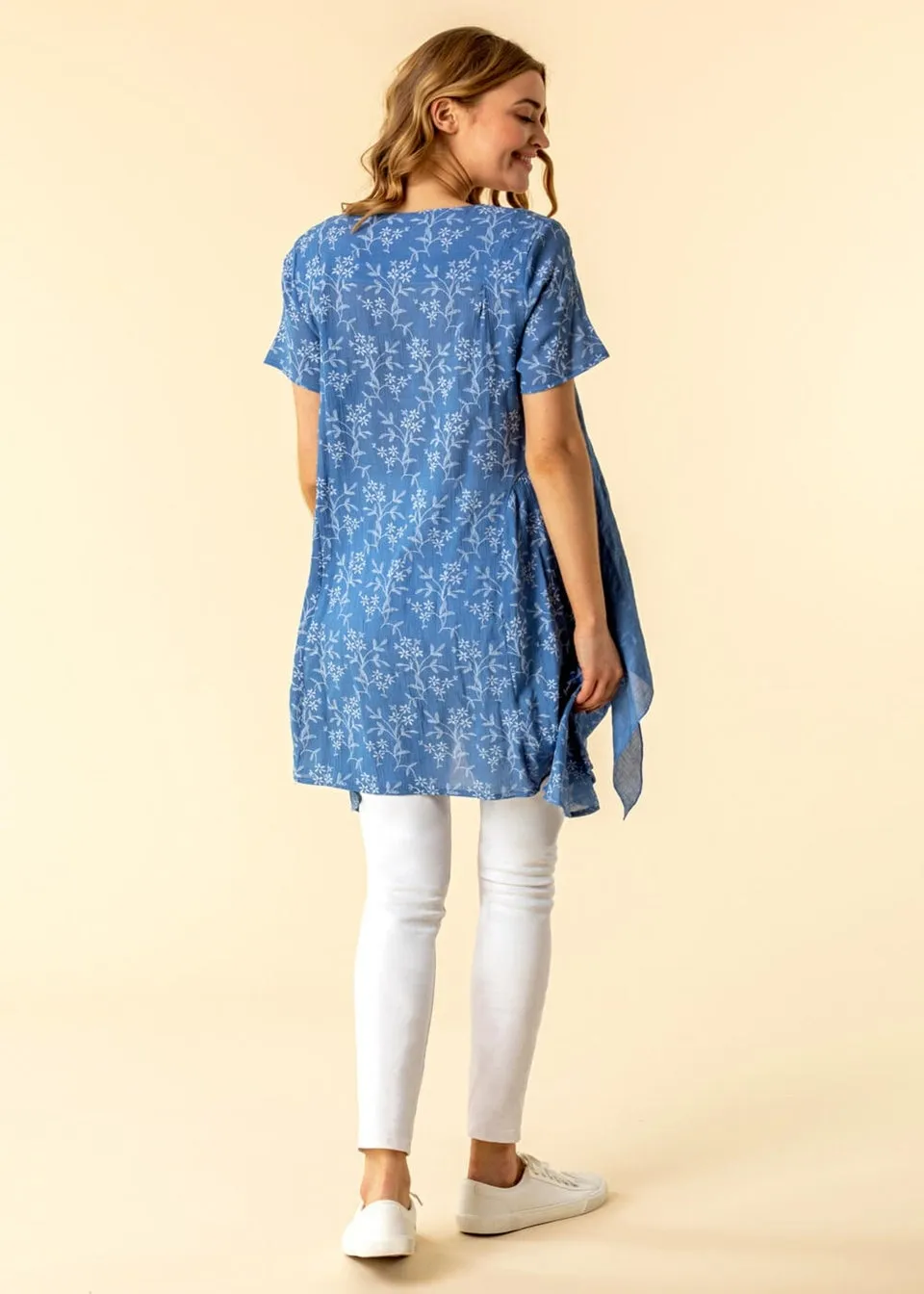 Roman Light Blue Floral Print Crinkle Tunic Top