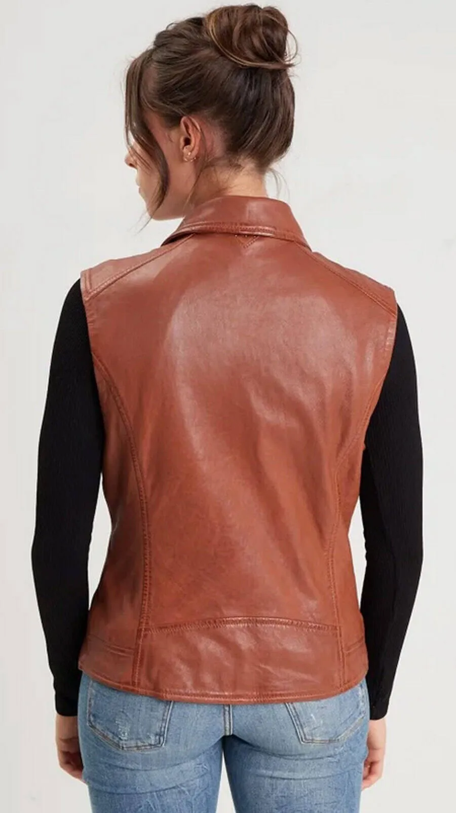 Women's cognac leather sleeveless vest 102338